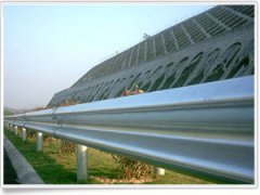 為什么要在公路上安裝波形護欄板？